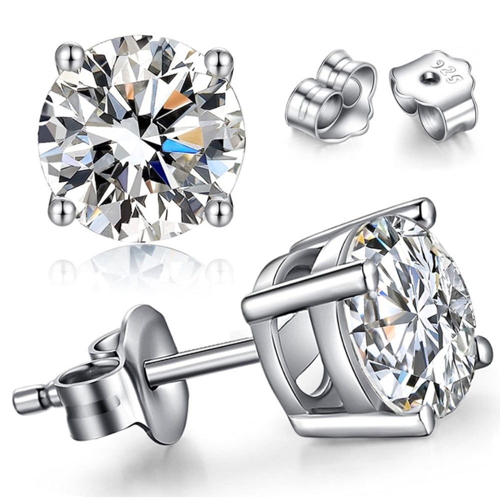 💕NIB Sterling Silver Round Cut Stud Earrings💕